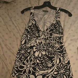 Tommy Bahama Floral Black and White Sleeveless Top